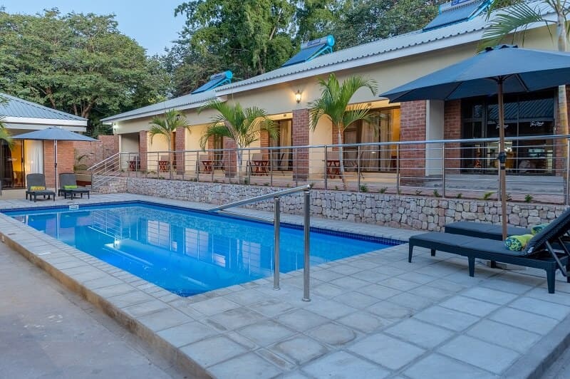 shrub lodge